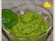 pyszny-zdrowy-sos-pesto-ziołowy-zielony-serowy-bazyliowy-przepis naturalny